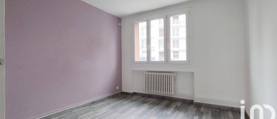 Appartement 3 pièces de 70 m² à Saint-Étienne (42100)