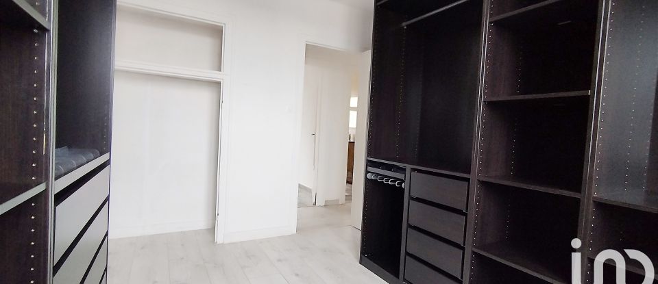 Appartement 3 pièces de 70 m² à Saint-Étienne (42100)