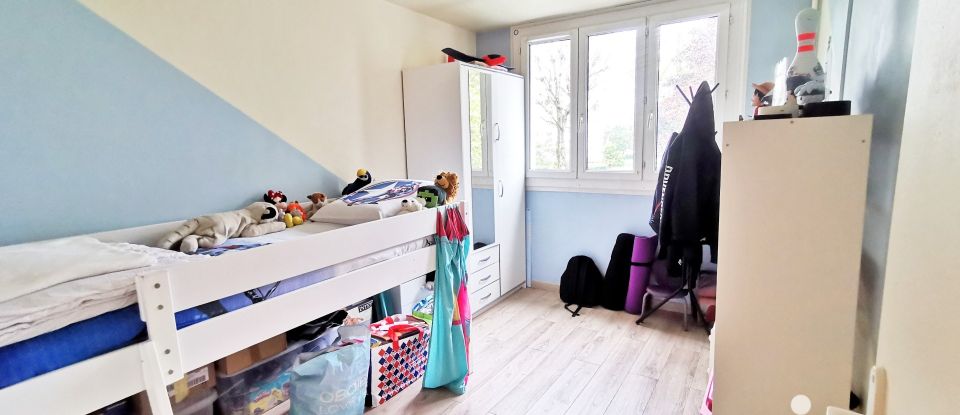 Appartement 4 pièces de 83 m² à Chilly-Mazarin (91380)