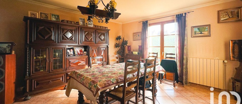 Traditional house 6 rooms of 175 m² in Maincy (77950)