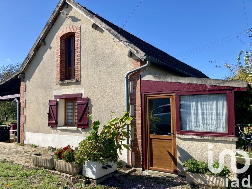 Traditional house 7 rooms of 111 m² in Marseilles-lès-Aubigny (18320)