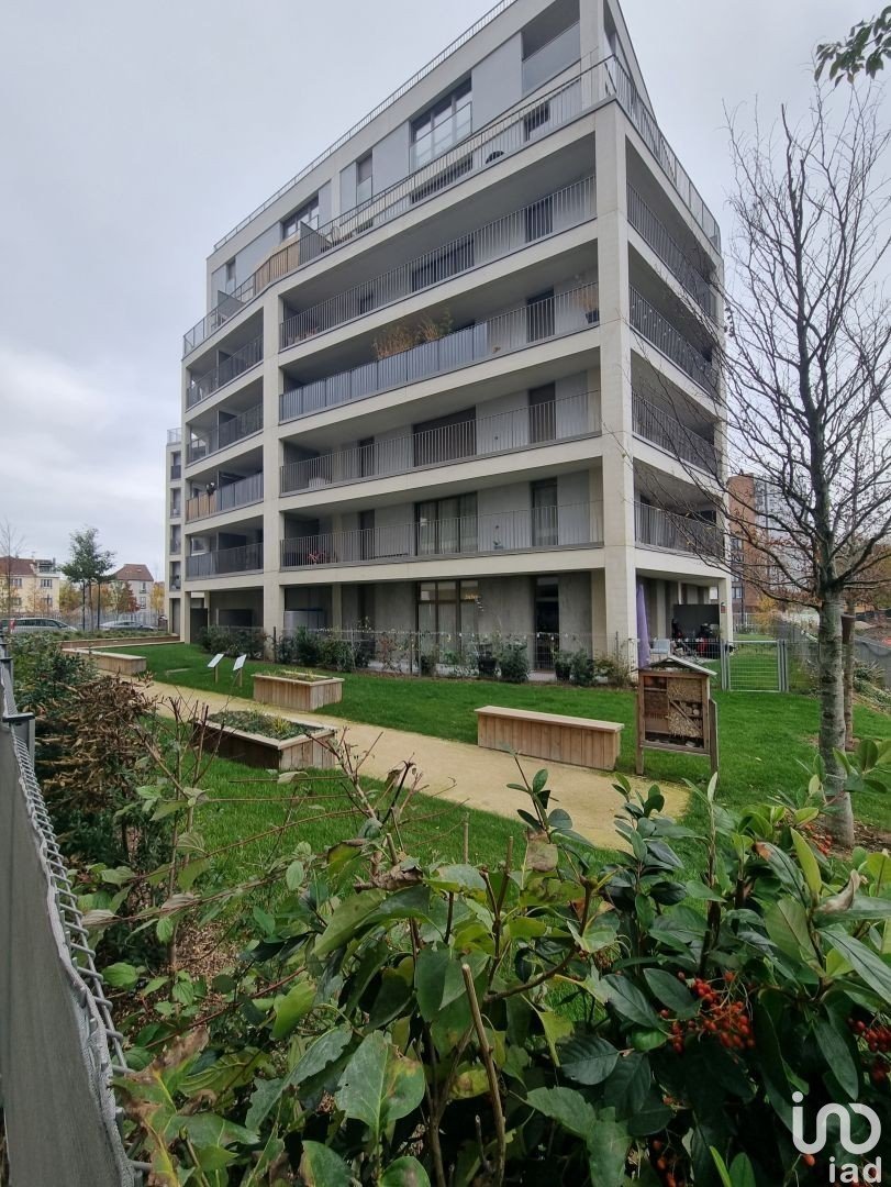 Apartment 5 rooms of 88 m² in Pantin (93500)