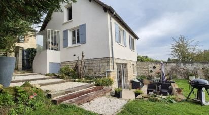 Maison traditionnelle 5 pièces de 98 m² à Champagne-sur-Oise (95660)