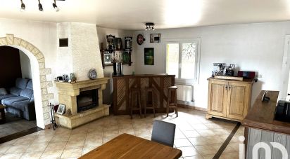 Traditional house 4 rooms of 105 m² in Saint-Pantaly-d'Excideuil (24160)