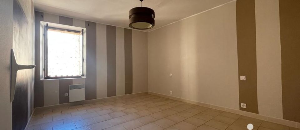 Maison 5 pièces de 104 m² à Roquebrune-sur-Argens (83520)