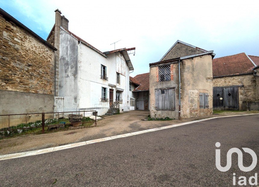 Maison 4 pièces de 117 m² à Rolampont (52260)