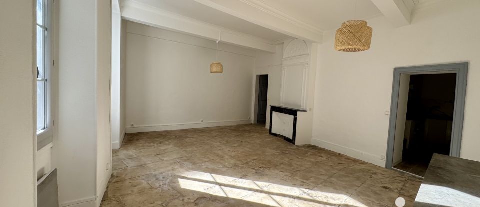 Apartment 2 rooms of 69 m² in Nîmes (30000)