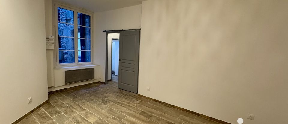 Appartement 2 pièces de 69 m² à Nîmes (30000)