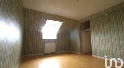 Country house 4 rooms of 103 m² in Les Loges-Marchis (50600)