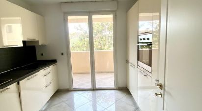 Appartement 3 pièces de 83 m² à Antibes (06600)