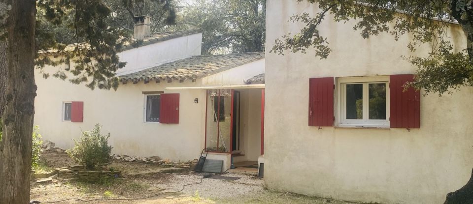 Maison 2 pièces de 37 m² à Nîmes (30000)