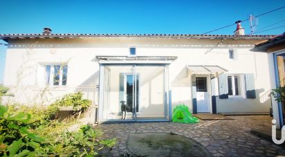 Maison 4 pièces de 104 m² à Melle (79500)