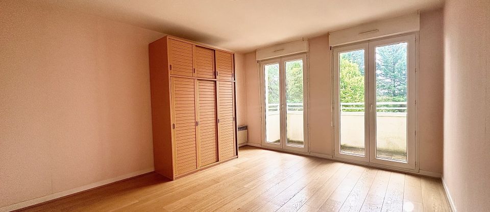 Appartement 2 pièces de 42 m² à Noisy-le-Grand (93160)