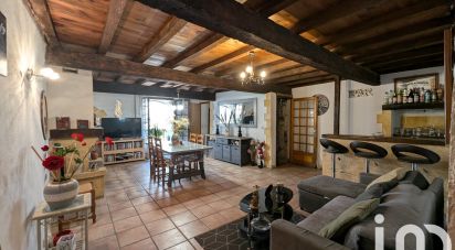 Town house 4 rooms of 195 m² in Montfrin (30490)