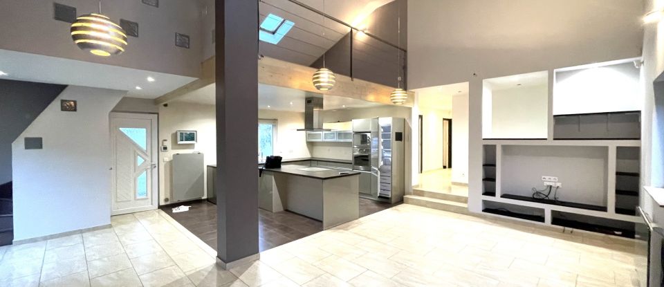 Maison 5 pièces de 168 m² à Crosne (91560)