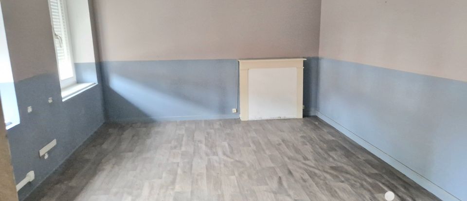 Maison 13 pièces de 155 m² à Wignehies (59212)