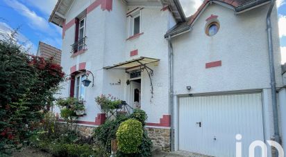 Traditional house 5 rooms of 96 m² in Eaubonne (95600)