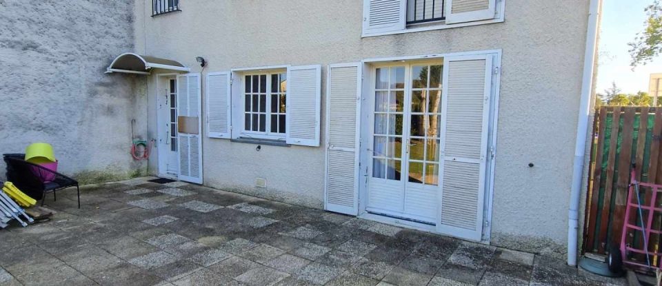 Maison 4 pièces de 132 m² à Mantes-la-Jolie (78200)