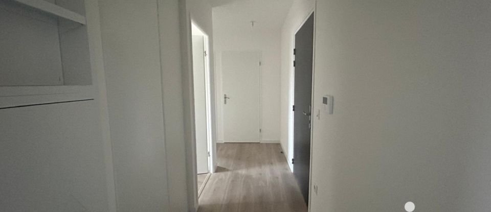 Apartment 3 rooms of 63 m² in Chessy (77700)