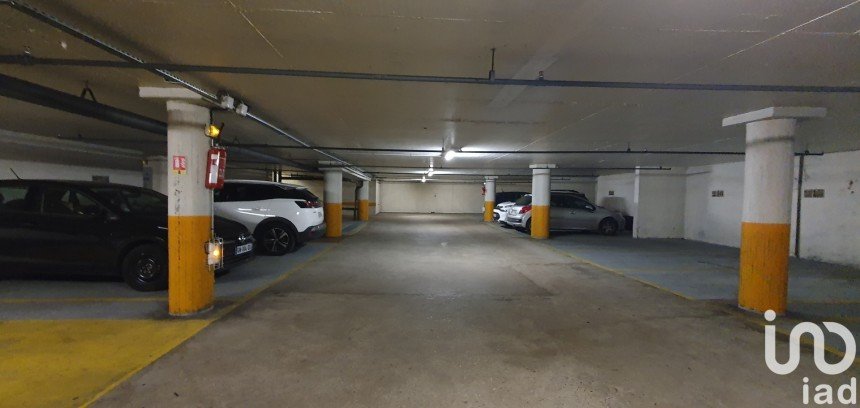 Parking of 12 m² in Paris (75014)