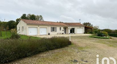 Maison 4 pièces de 93 m² à Saint-Mary (16260)