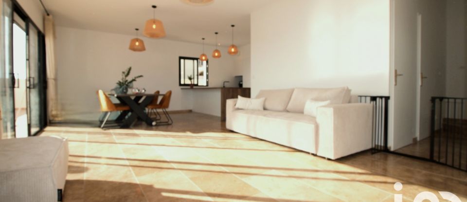 Architect house 4 rooms of 115 m² in Narbonne (11100)