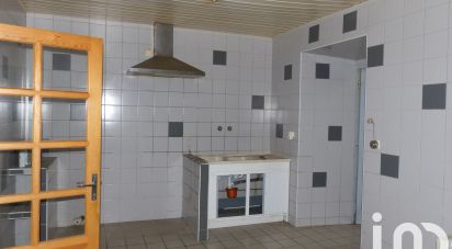 Maison 5 pièces de 220 m² à Araules (43200)