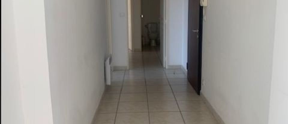 Appartement 3 pièces de 77 m² à Nîmes (30900)