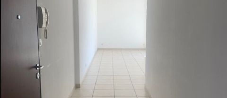 Appartement 3 pièces de 77 m² à Nîmes (30900)