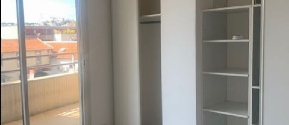 Appartement 3 pièces de 77 m² à Nîmes (30900)