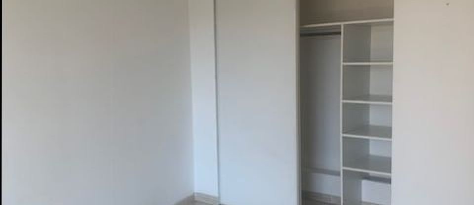 Appartement 3 pièces de 77 m² à Nîmes (30900)