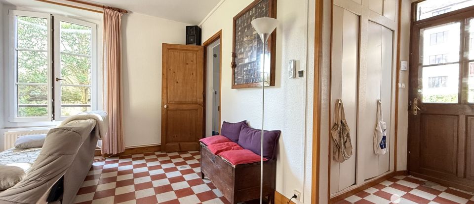 House 5 rooms of 122 m² in Grenoble (38100)