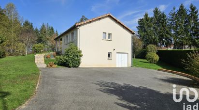 House 4 rooms of 102 m² in Quézac (15600)