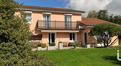 House 8 rooms of 161 m² in Bévenais (38690)