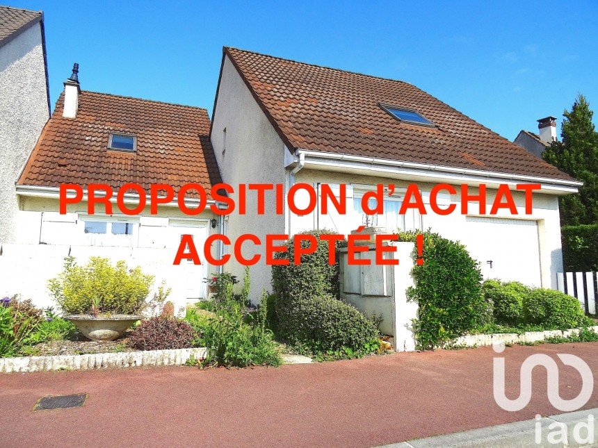 House 7 rooms of 148 m² in Bondoufle (91070)