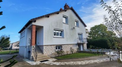 Village house 6 rooms of 123 m² in Dampierre-en-Burly (45570)