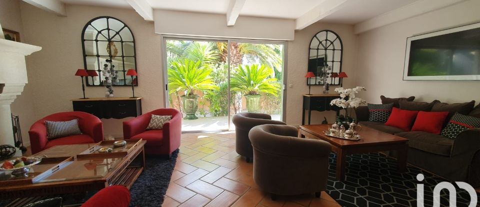 House 9 rooms of 232 m² in La Palme (11480)