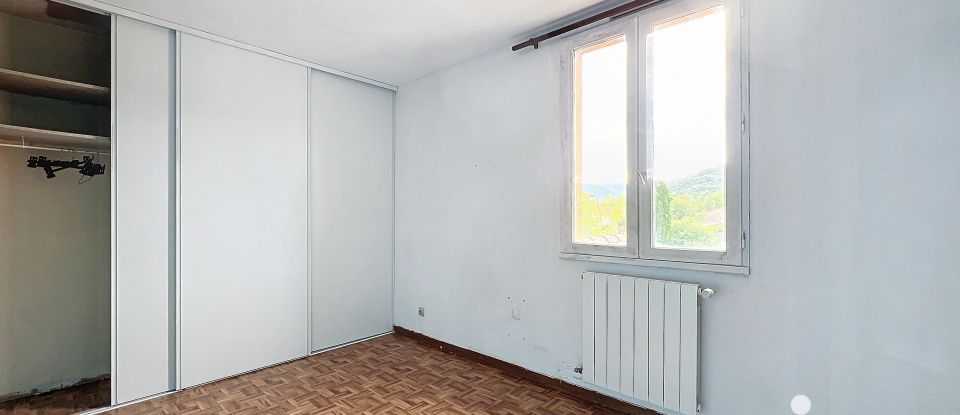 Maison 5 pièces de 101 m² à Saint-Affrique (12400)