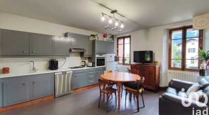 Maison 8 pièces de 248 m² à - (73200)