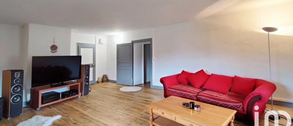 Maison 8 pièces de 248 m² à - (73200)