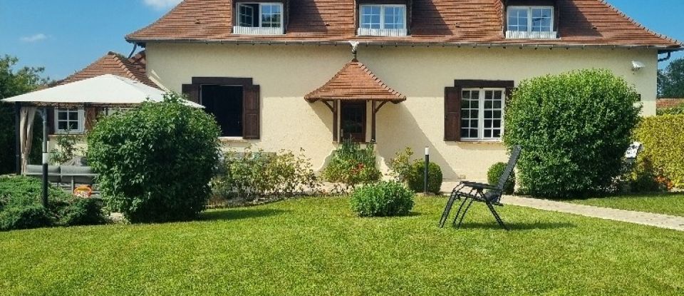 Country house 6 rooms of 153 m² in Argences (14370)