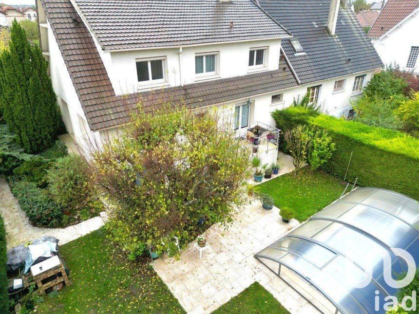 Maison 8 pièces de 154 m² à Taverny (95150)