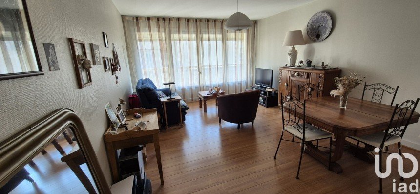 Appartement 4 pièces de 93 m² à Aurillac (15000)