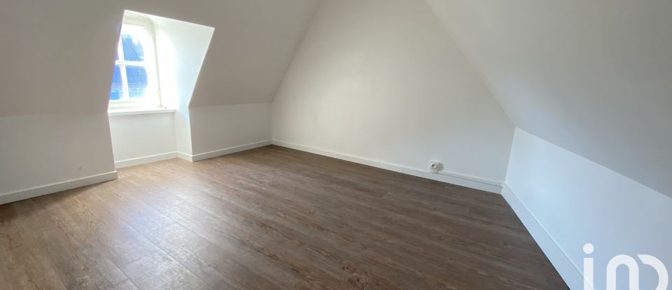 Triplex 6 pièces de 90 m² à Bayeux (14400)