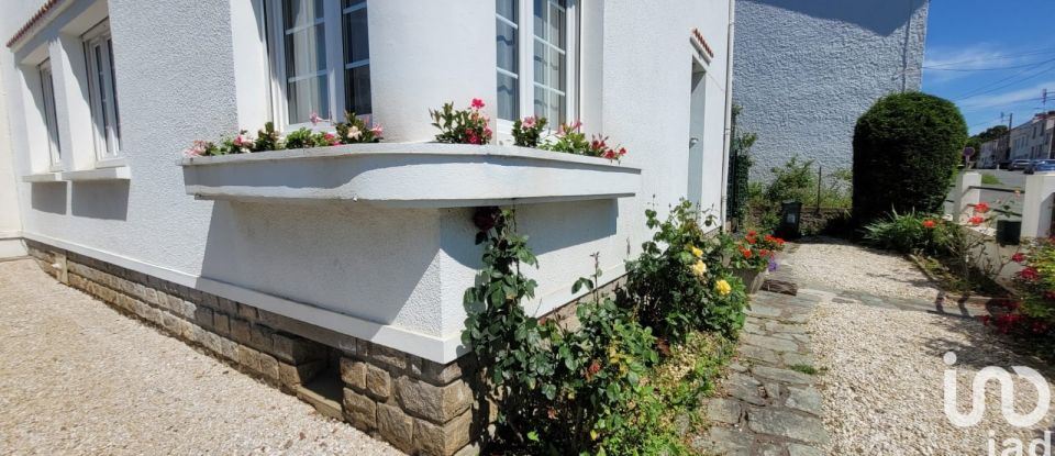 House 5 rooms of 110 m² in La Roche-sur-Yon (85000)