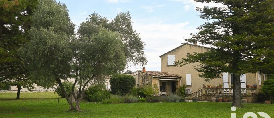 Traditional house 6 rooms of 118 m² in Mondragon (84430)