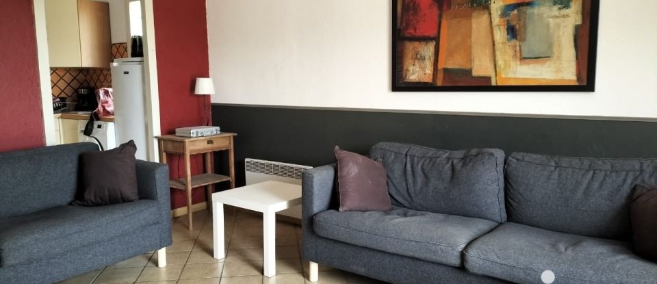 Maison 5 pièces de 109 m² à Cucugnan (11350)