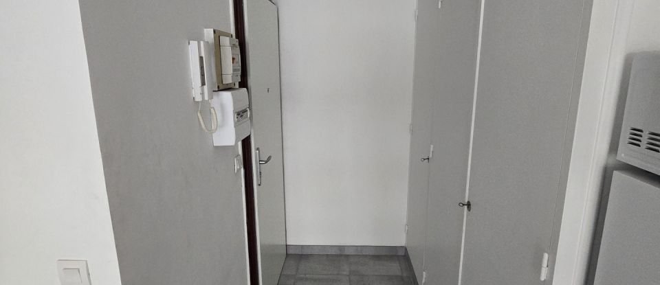 Appartement 1 pièce de 25 m² à Toulon (83000)