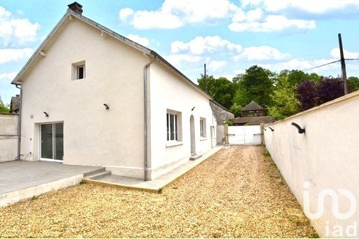 Traditional house 6 rooms of 130 m² in Breuilpont (27640)