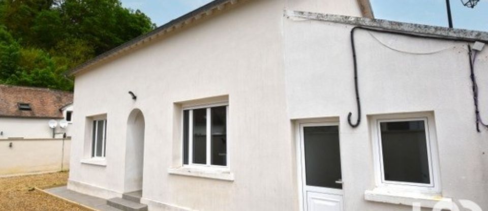 Traditional house 6 rooms of 130 m² in Breuilpont (27640)